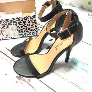 Charlotte Russe Black Two-Piece Heels